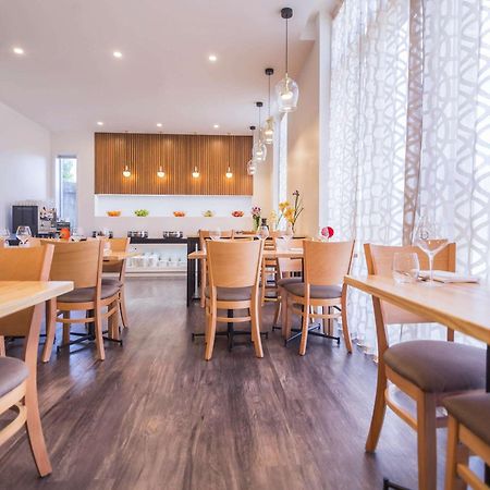 Отель The Sebel Auckland Manukau Экстерьер фото