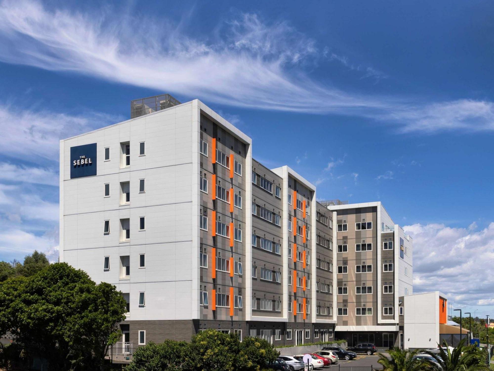 Отель The Sebel Auckland Manukau Экстерьер фото